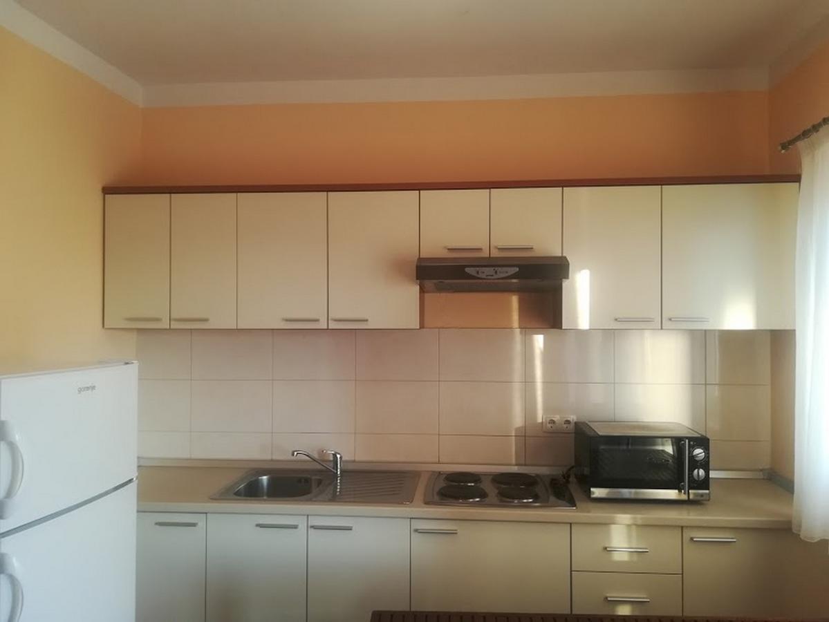 Apartments Barisic Hrvatskih Zrtava 404 Seget Vranjica Трогир Екстериор снимка